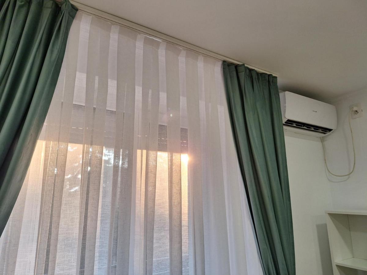 אורדאה Black Eagle Central Unirii Square, 2 King Size Bedrooms, Free Private Parking מראה חיצוני תמונה